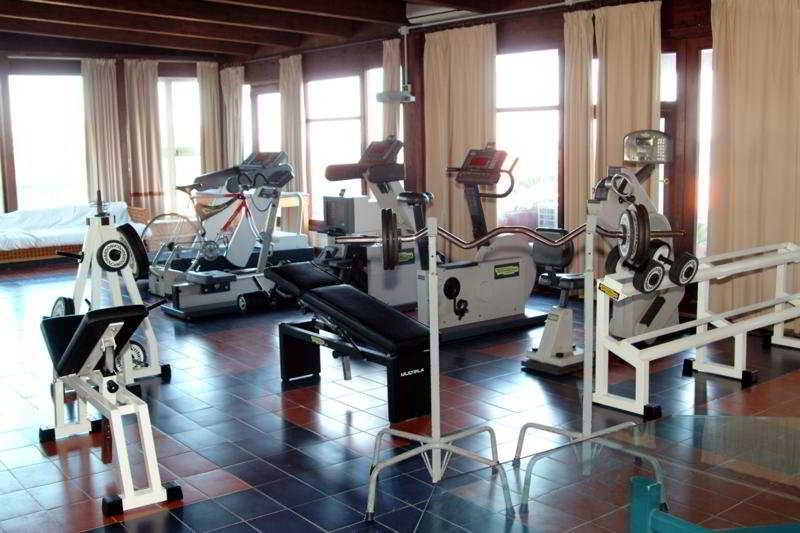 Hotel Sport Club Portorais Carini Exterior photo